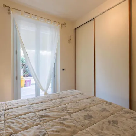 Cristina By Interhome Lägenhet Riva Ligure