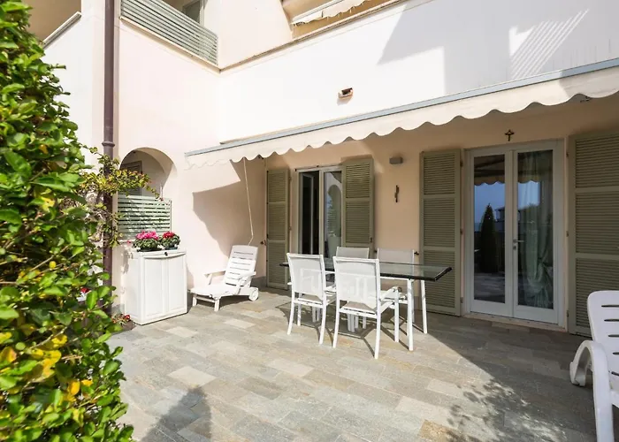 Cristina By Interhome شقة